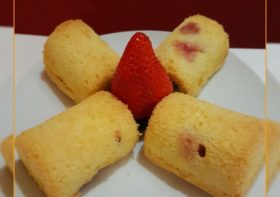 Bonbons de biscuits de Savoie aux fraises